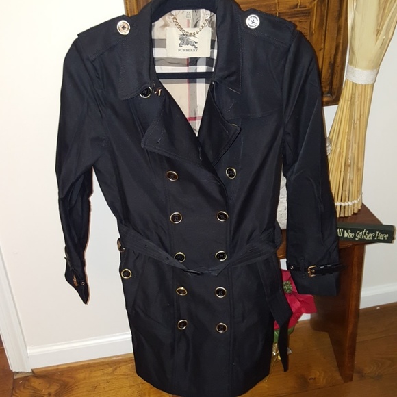 Burberry Jackets & Blazers - 😊♥️Stunning Burberry trench coat, NWOT🌹